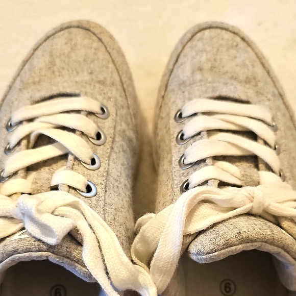 ZEBA Women'a Size 9 Hands Free Slip On Comfort Sneakers Gray - Picture 6 of 14